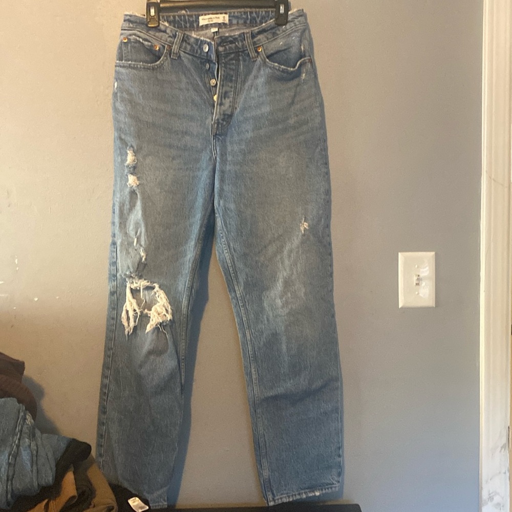 Abercrombie the Dad high rise size 28R